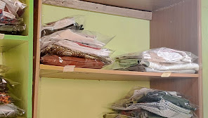 Laundry and dry-cleaning services by everythingunique